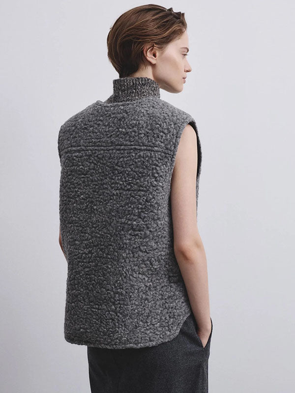 Bouclé vest