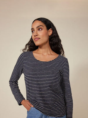 Long-Sleeved striped T-shirt